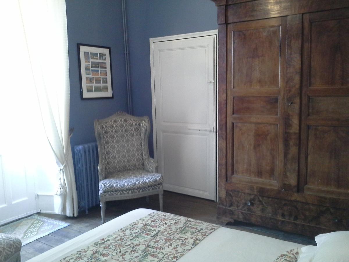 Le Logis De Ruelle Bed and Breakfast Εξωτερικό φωτογραφία