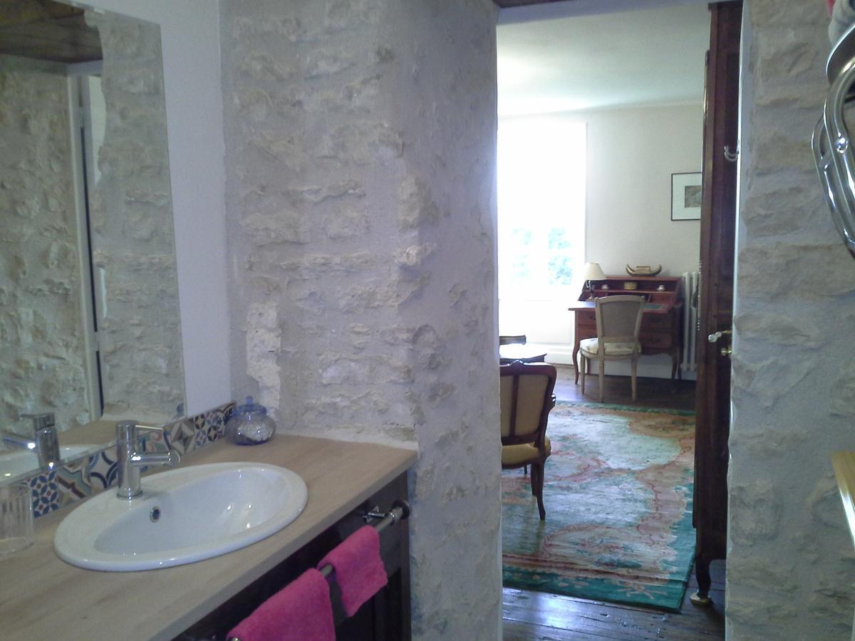Le Logis De Ruelle Bed and Breakfast Εξωτερικό φωτογραφία